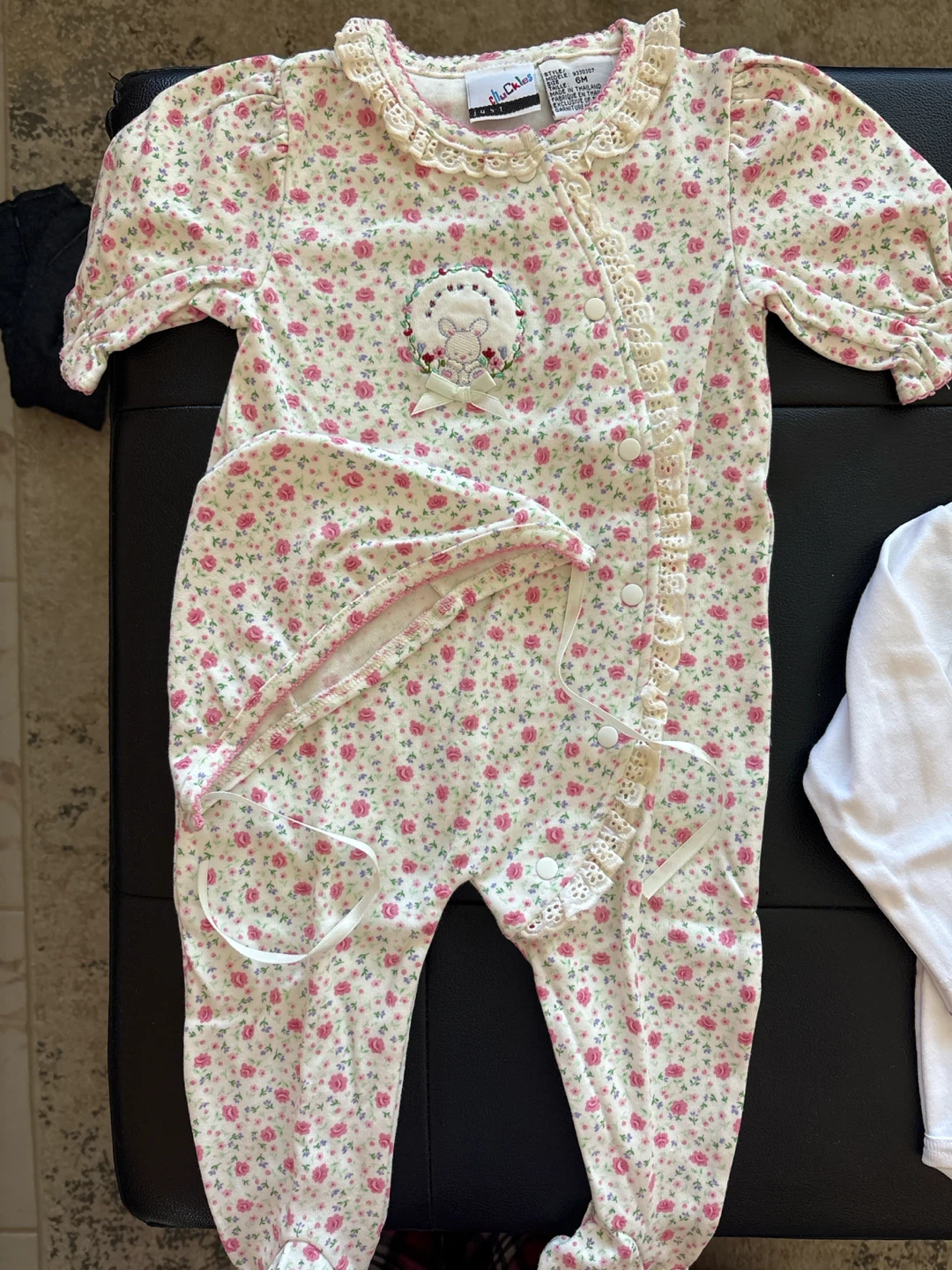 Baby girl clothing bundle 6-9 months - photo 4