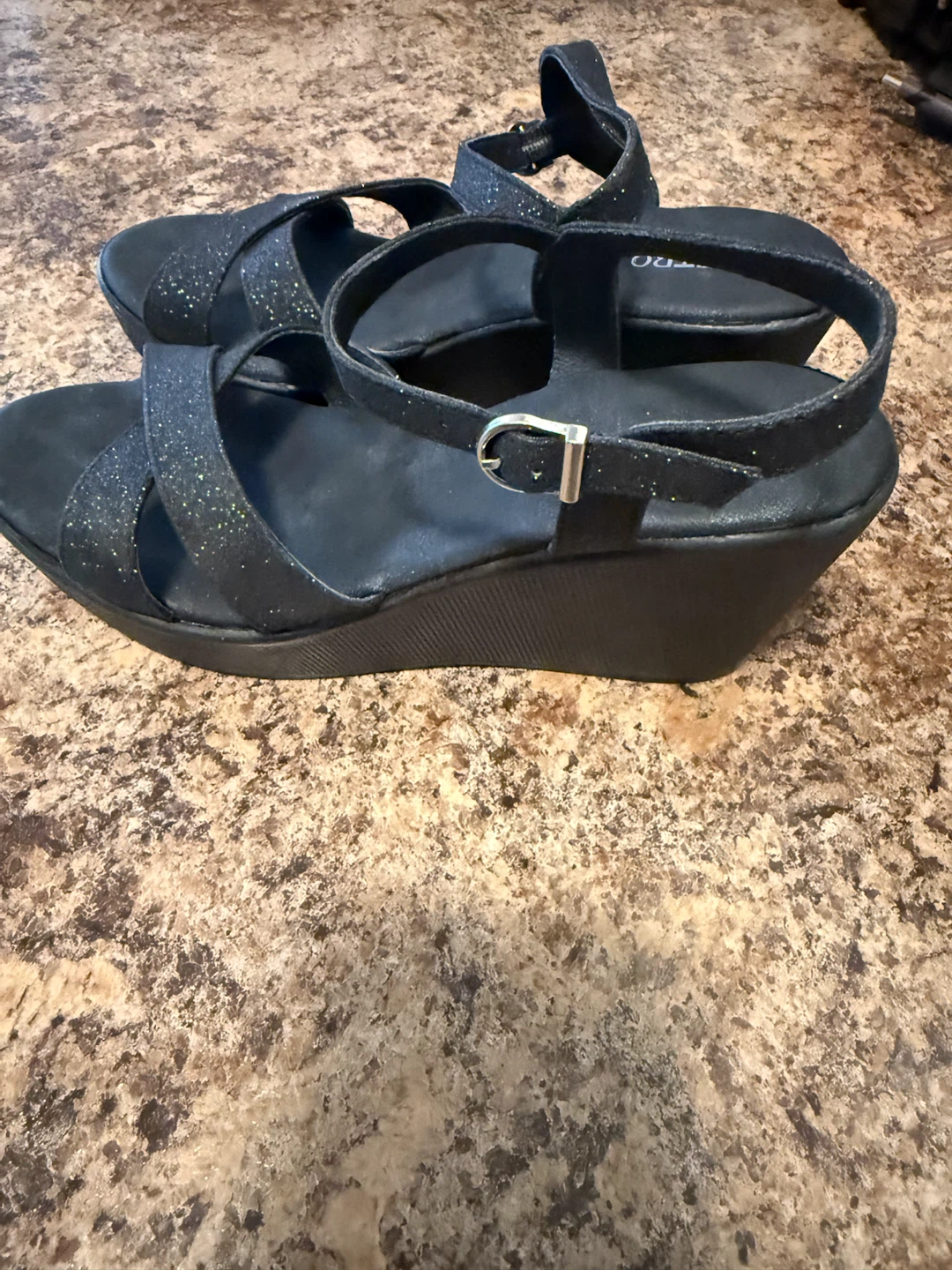 Metro Black Glitter Wedge Sandals - photo 2