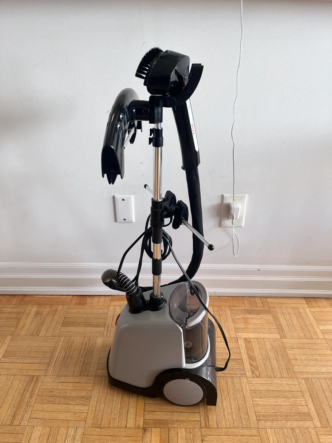T-fal 1500W Garment Steamer - photo 2