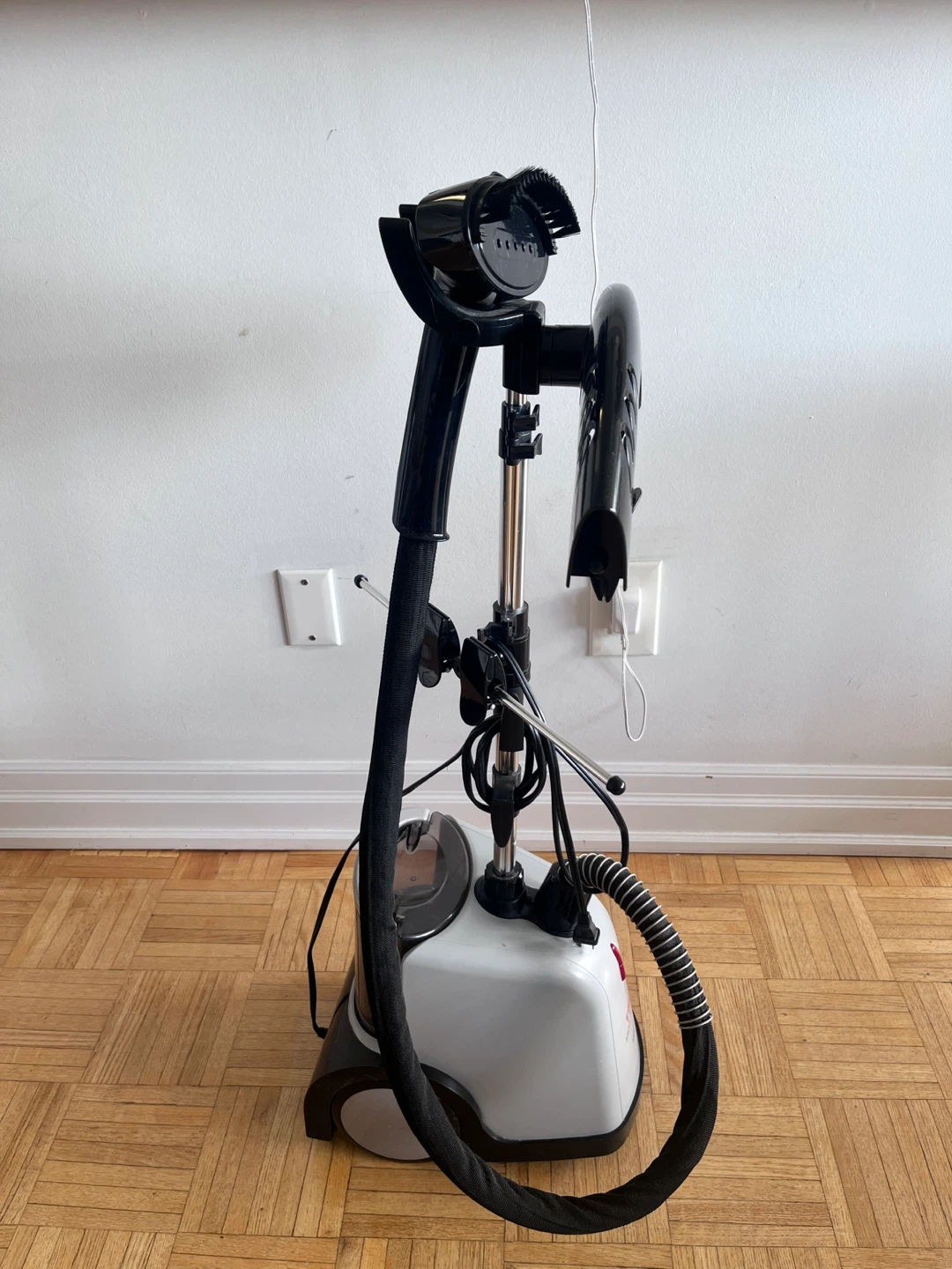 T-fal 1500W Garment Steamer - photo 3