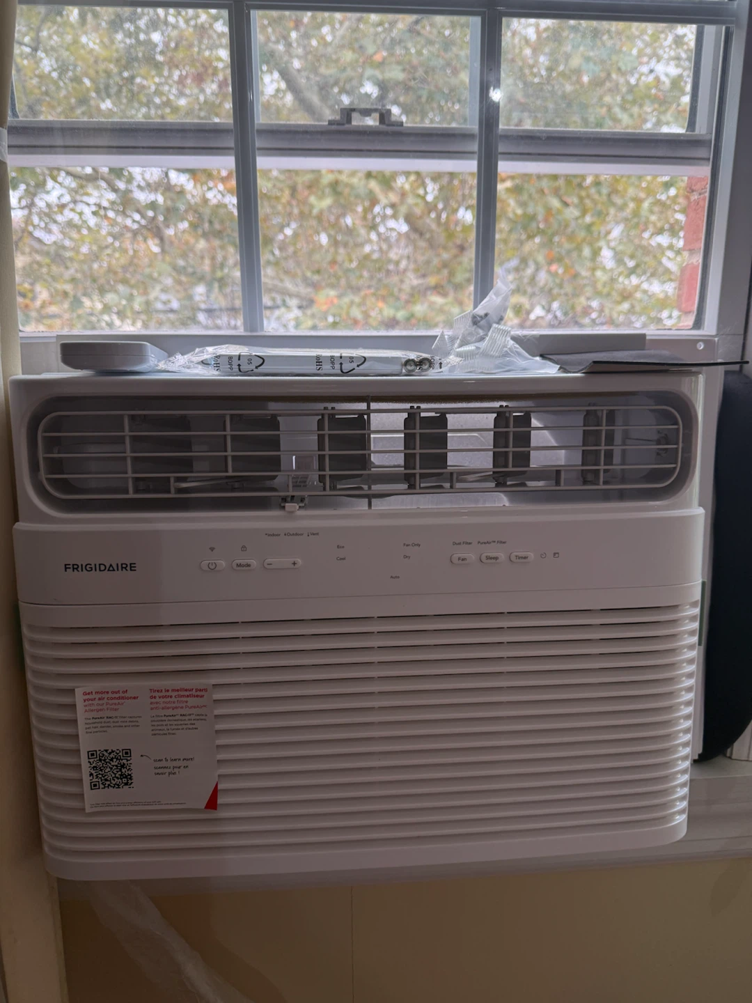 Frigidaire FHWW144TF1 Air Conditioner
