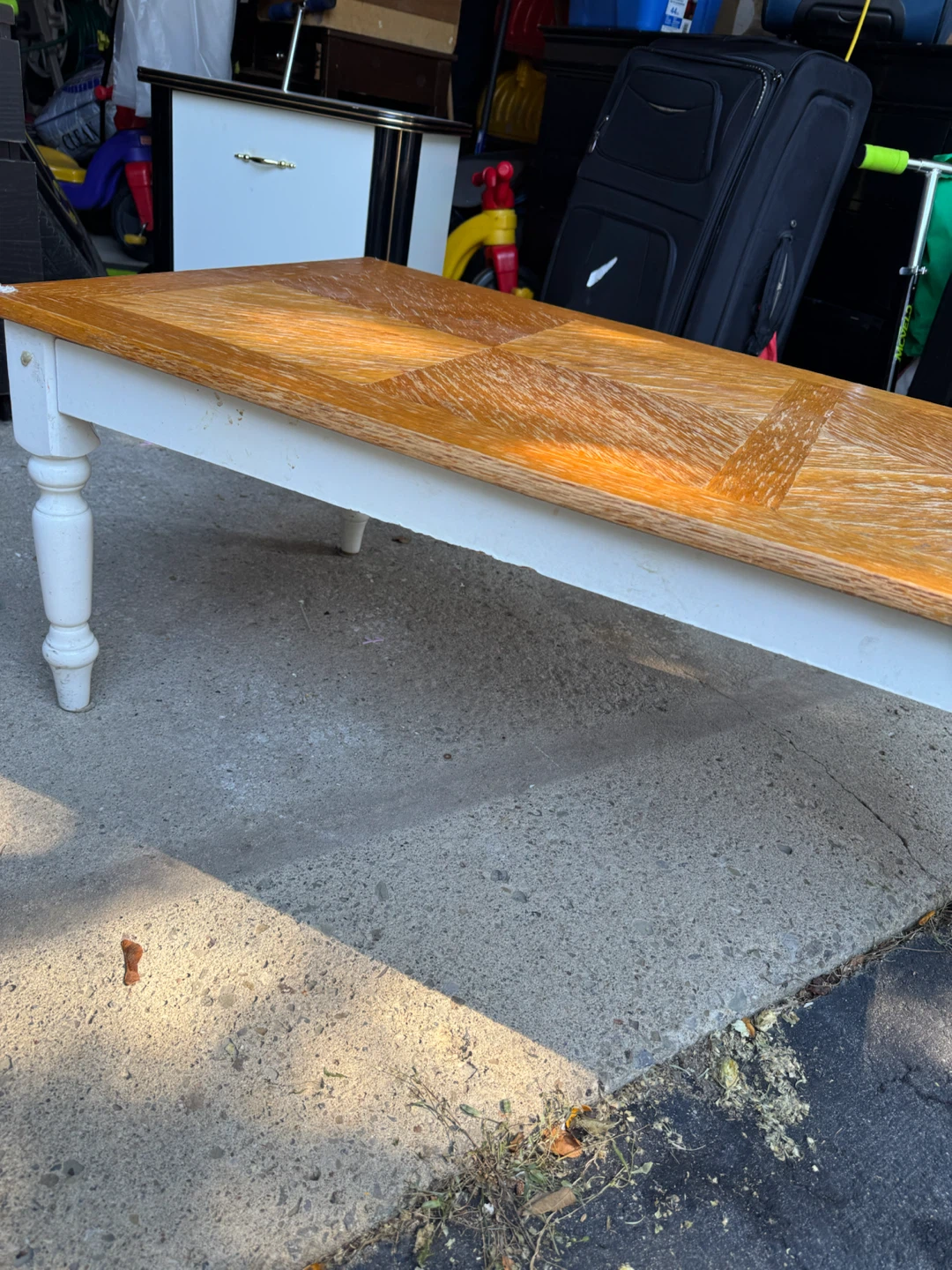 Wooden coffee table with white legs - photo 5