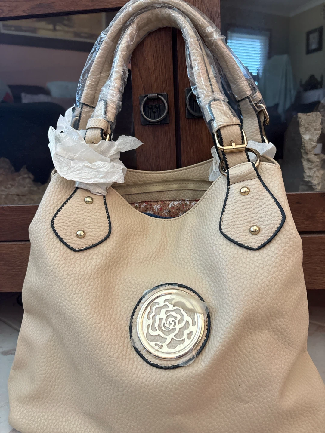 KMQ Collection Beige Handbag - photo 2