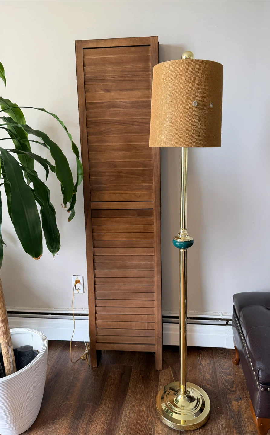 Floor lamp