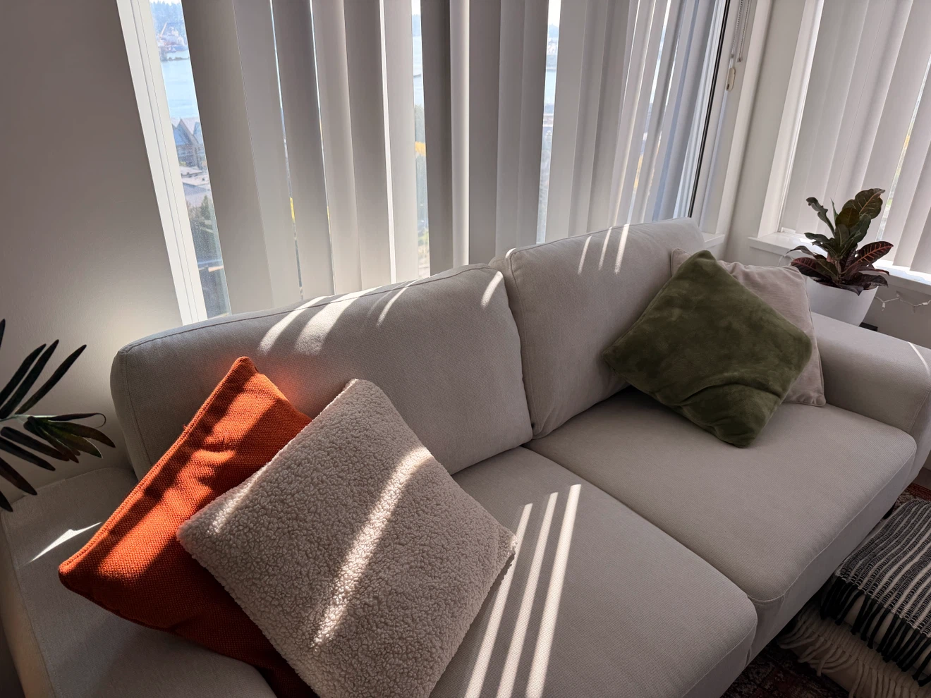 Structube Sofa - photo 2