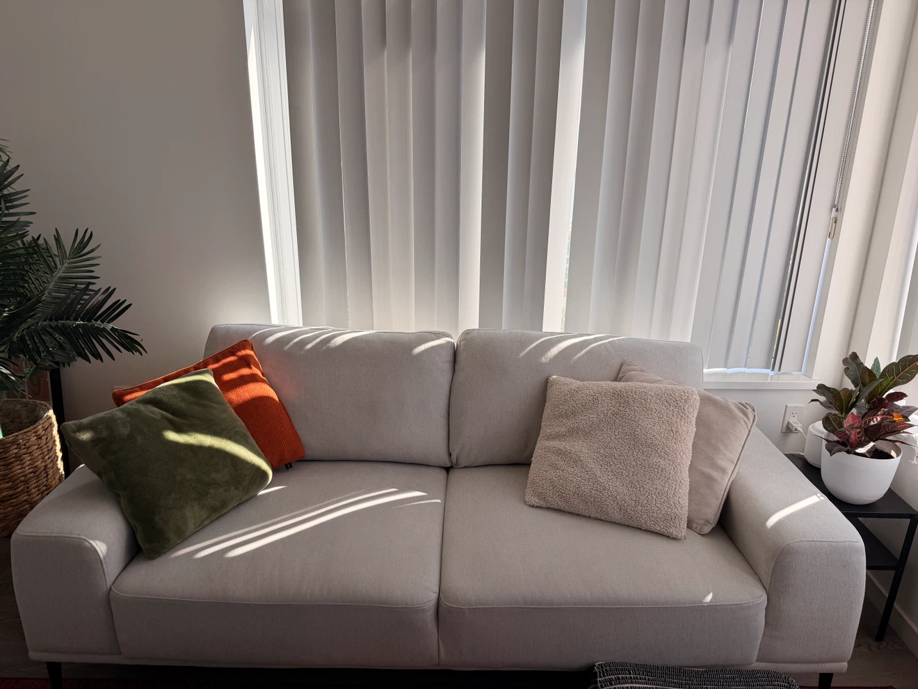 Structube Sofa - photo 3