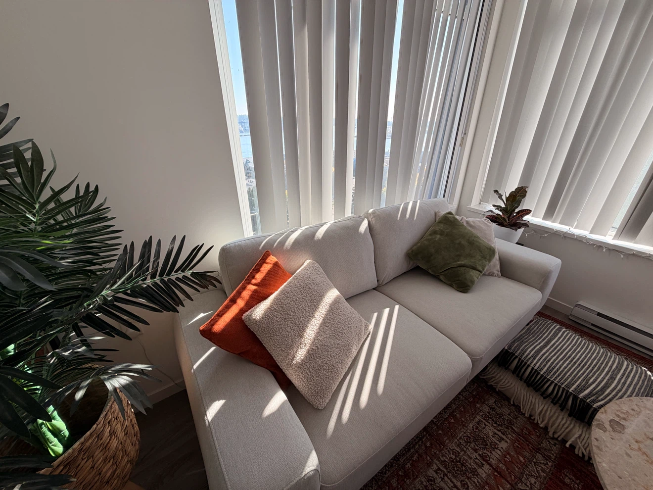 Structube Sofa - photo 4