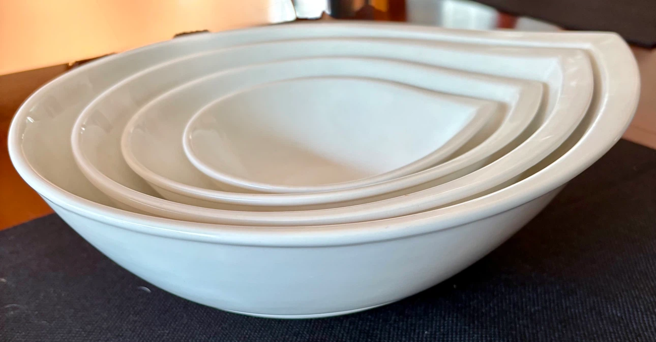 Set of 4 White Leaf-Shaped Nesting Bowls - photo 2