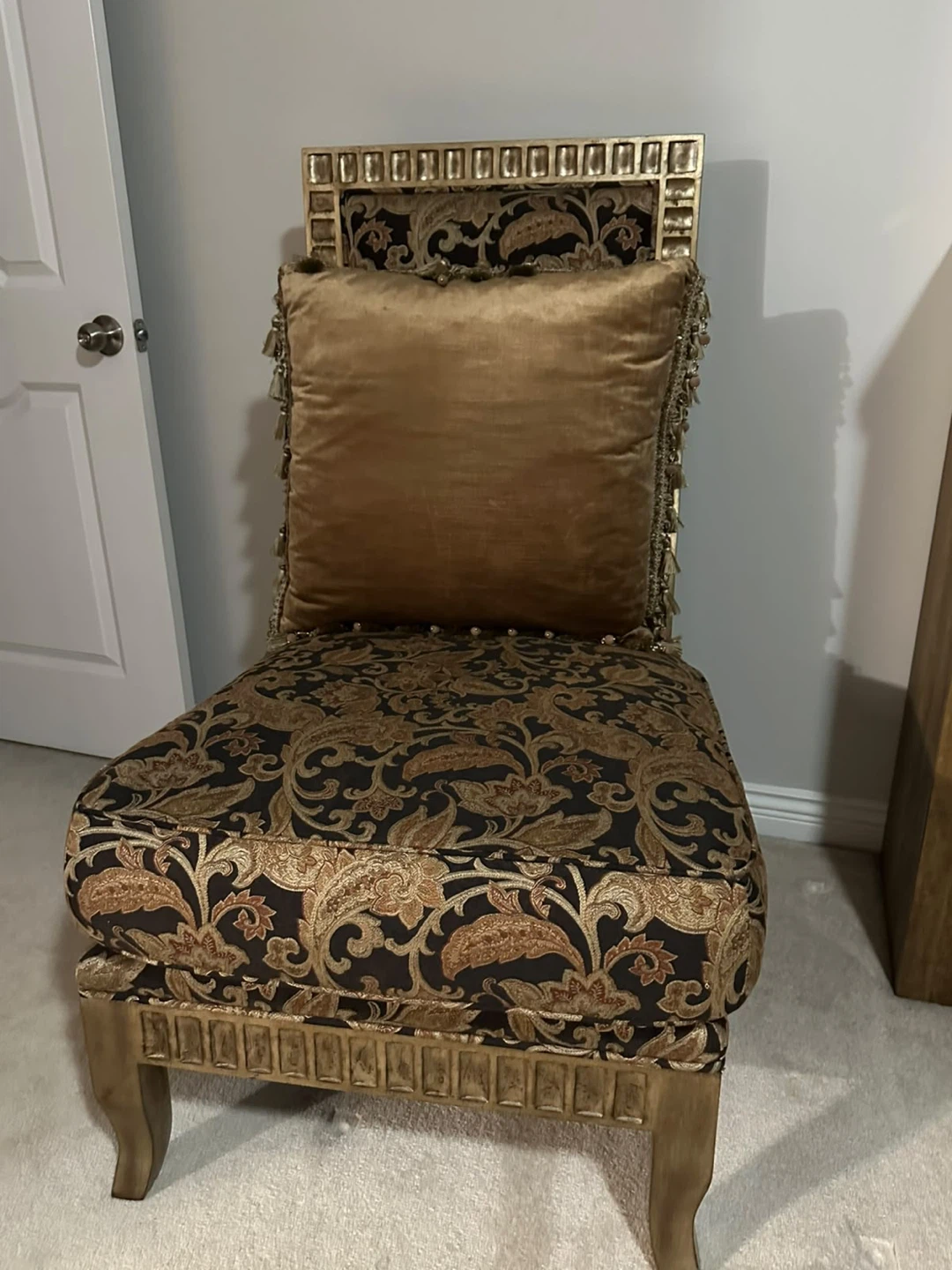Accent Chair - photo 2