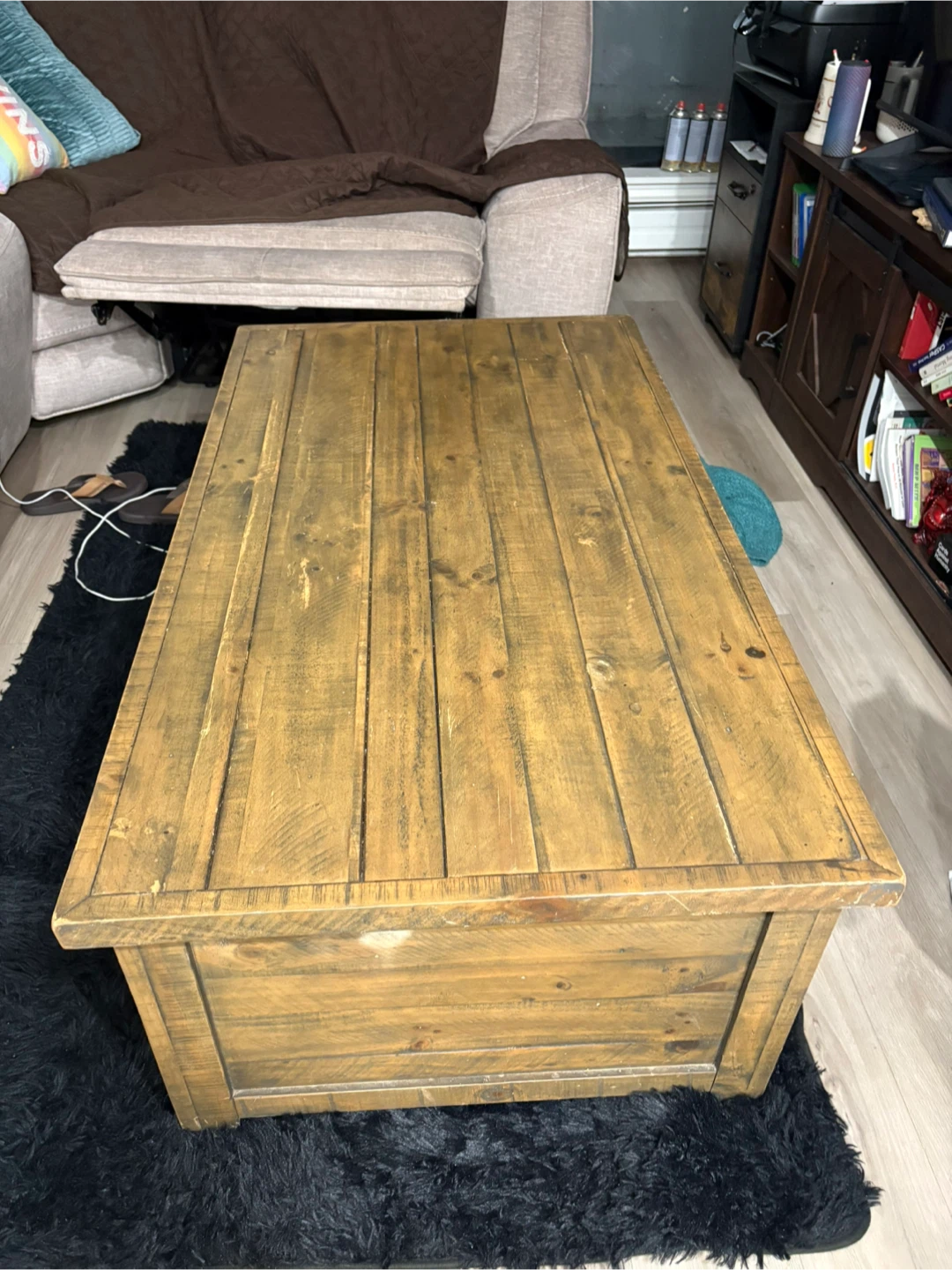 Rustic Lift-Top Coffee Table with Storage Baskets
