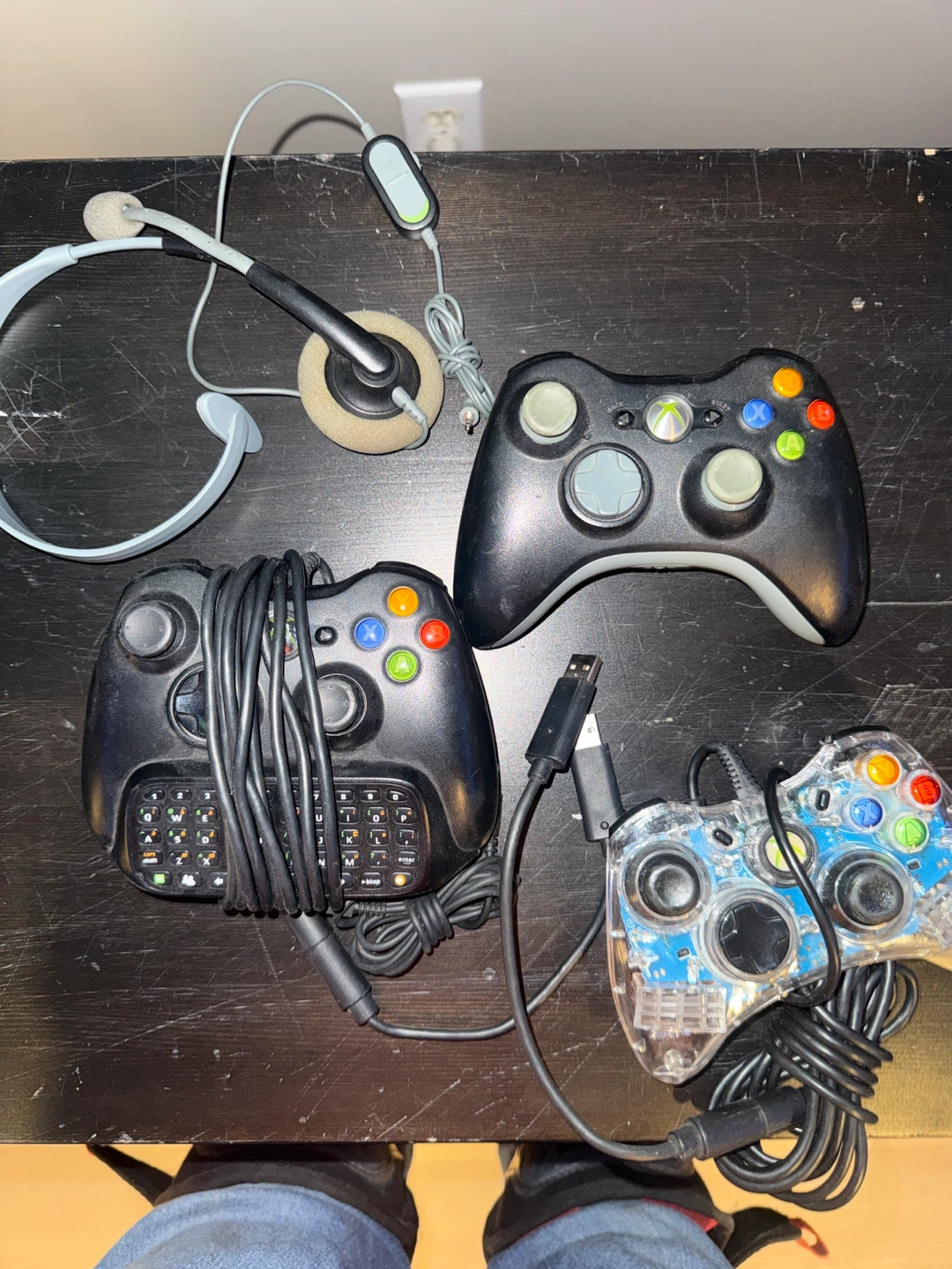 Xbox 360 Console with Controllers and Games - photo 4