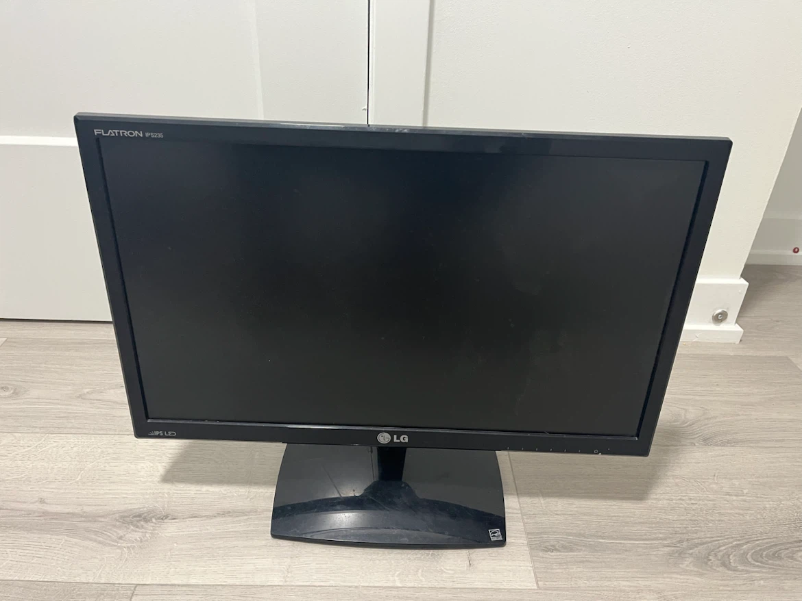 LG Flatron IPS235 23-inch Monitor