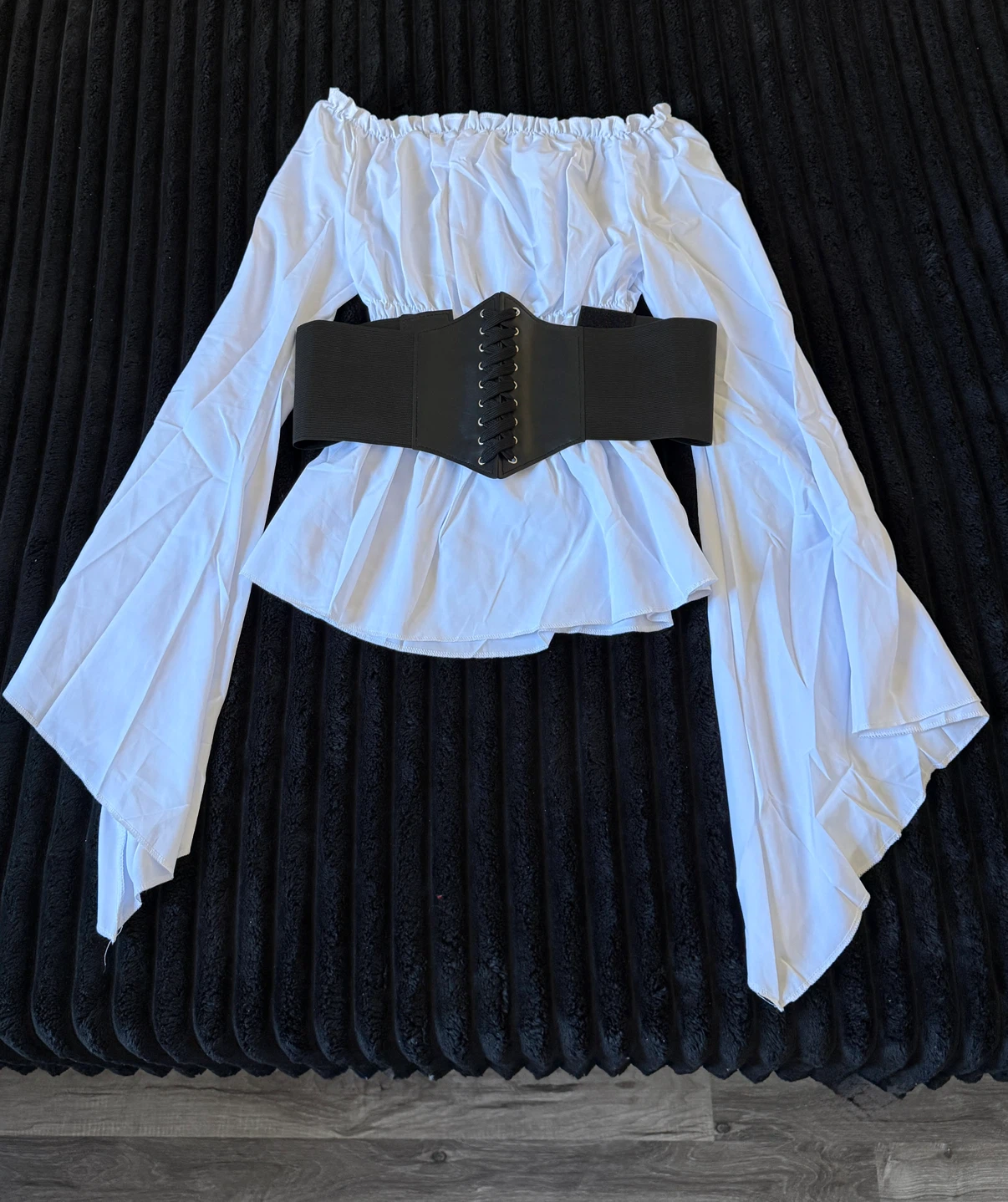 Size S Women's Pirate Halloween Costume Set - photo 3
