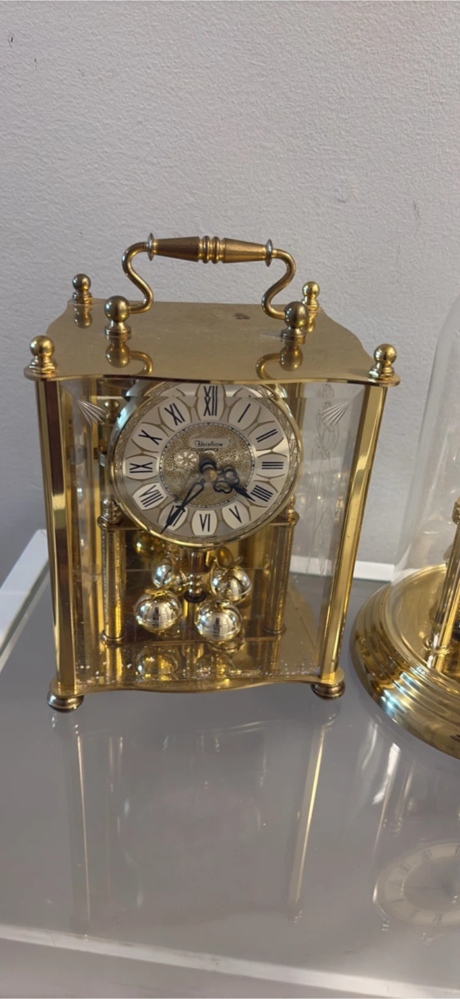 Vintage Anniversary Clocks - Set of 3 - photo 2