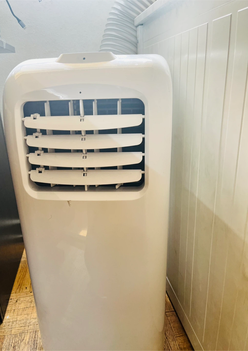 8000 BTU Portable Air Conditioner with Dehumidifier for Sale - photo 2