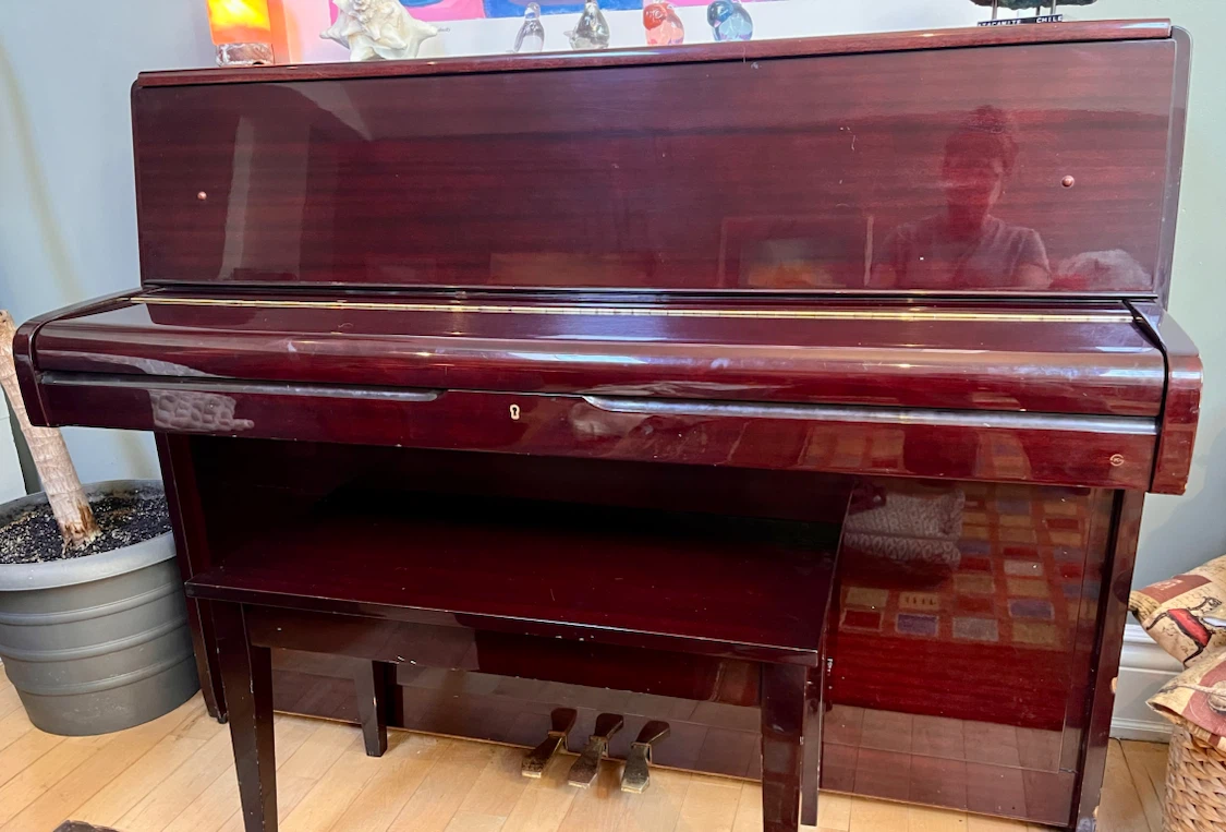 Young Chang Upright Piano