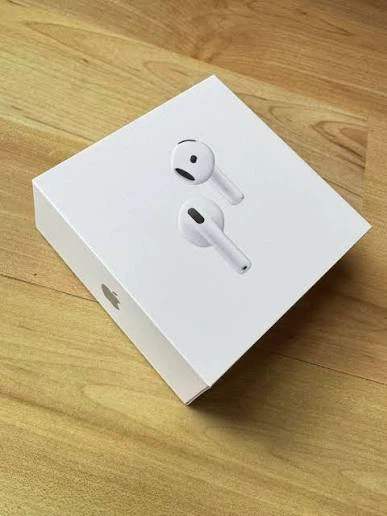 Apple AirPods 4
