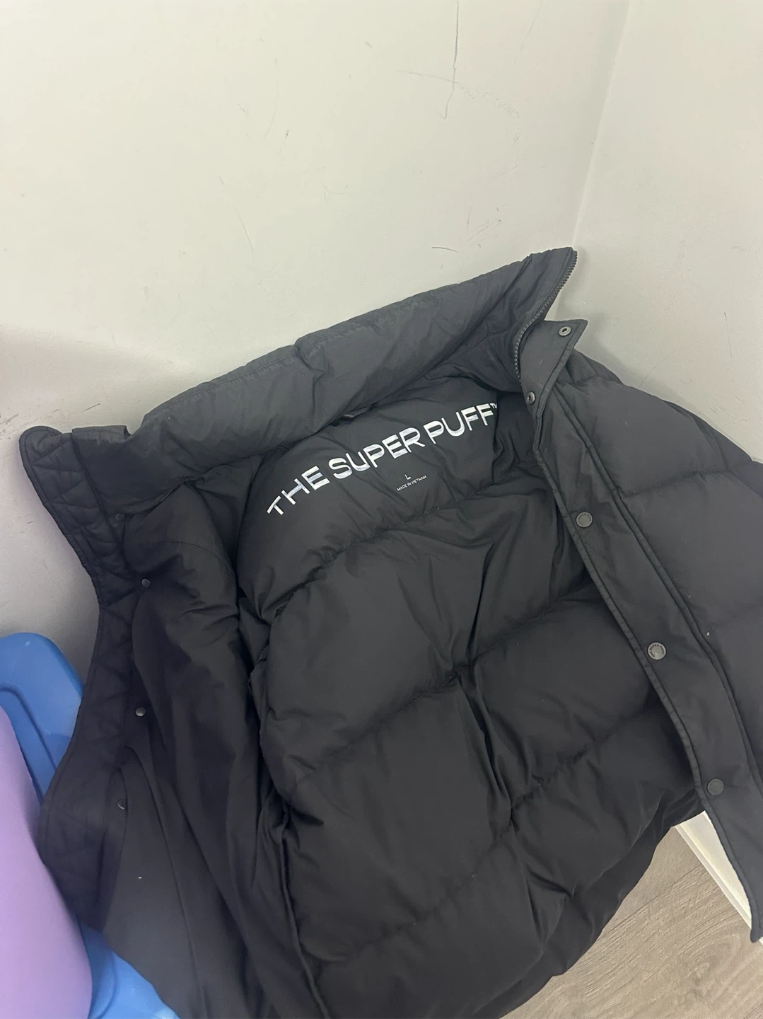Four Free Bins of Clothing Including Superpuff Coat - photo 2