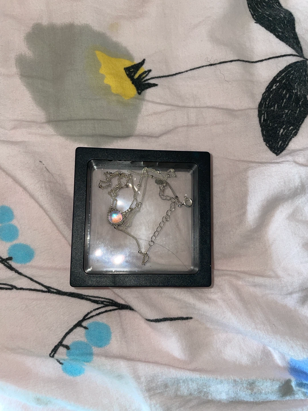 Set of Four Fashion Necklaces - photo 4