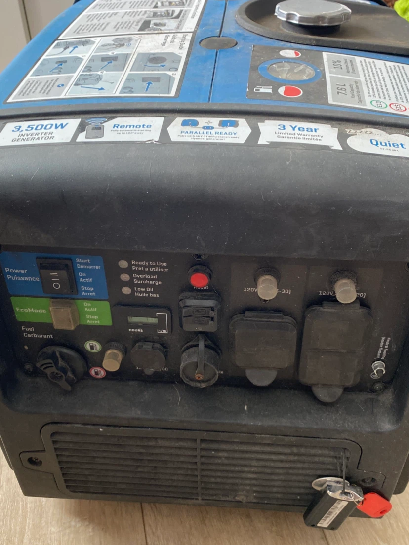 HYUNDAI 3500 WHISPER GENERATOR - photo 2