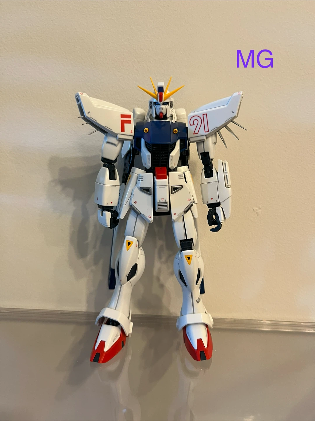 Bundle of 11 models: Bandai Gundam Model Kits RG and MG - photo 2