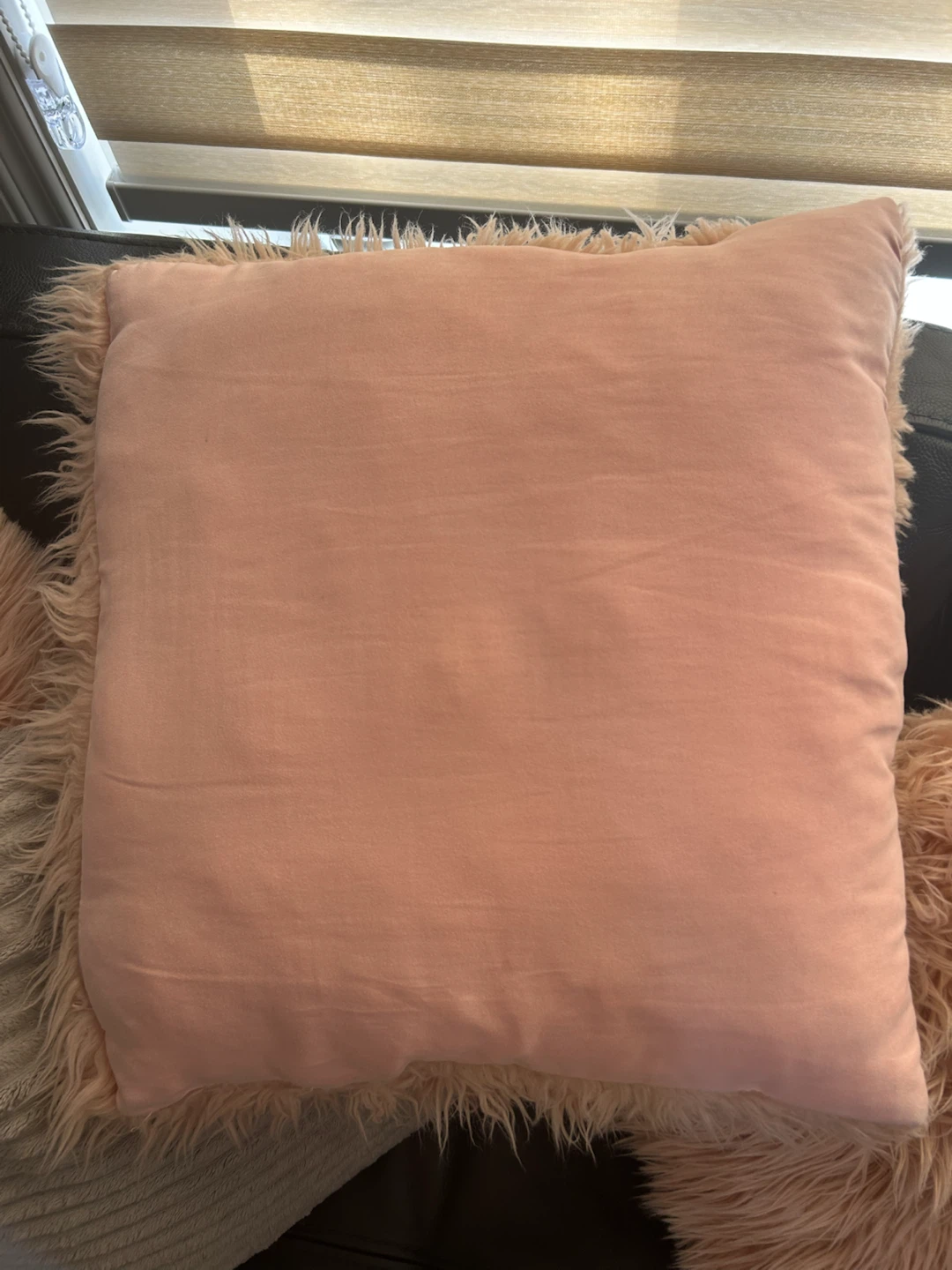 Assorted decorative pillows - photo 4