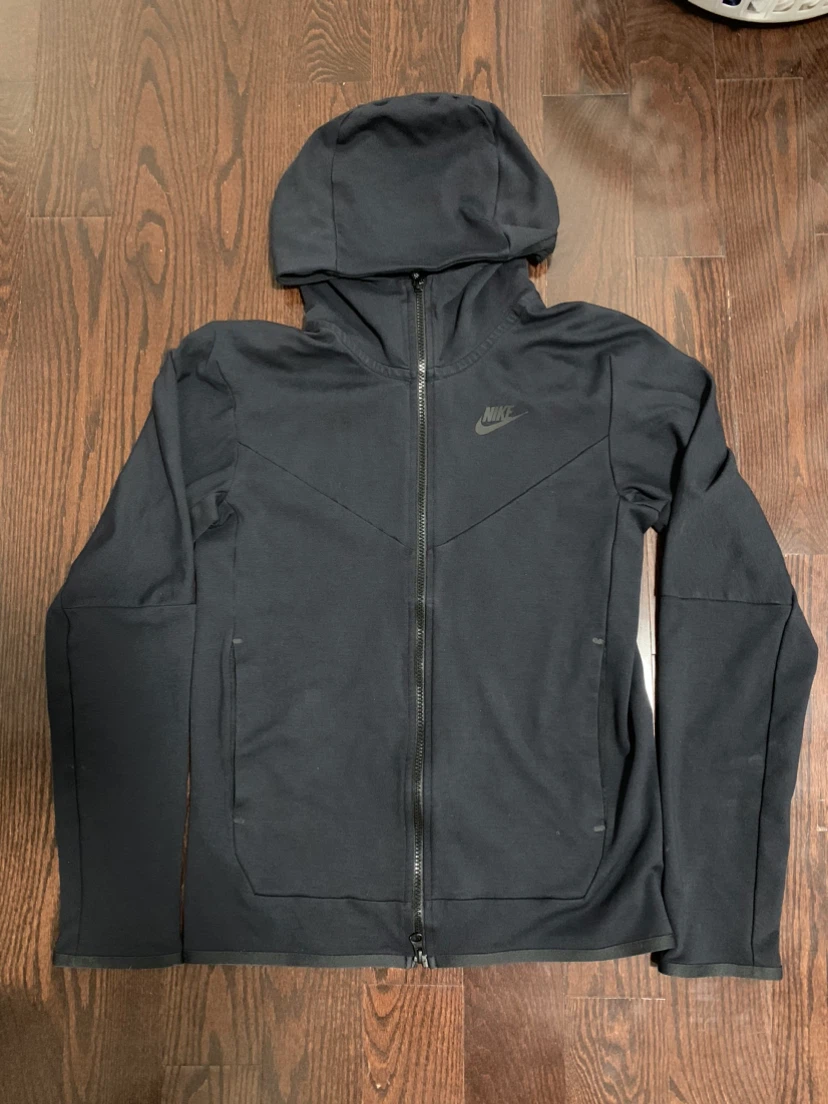 Nike light Fleece Full-Zip Hoodie - Black - Size XS