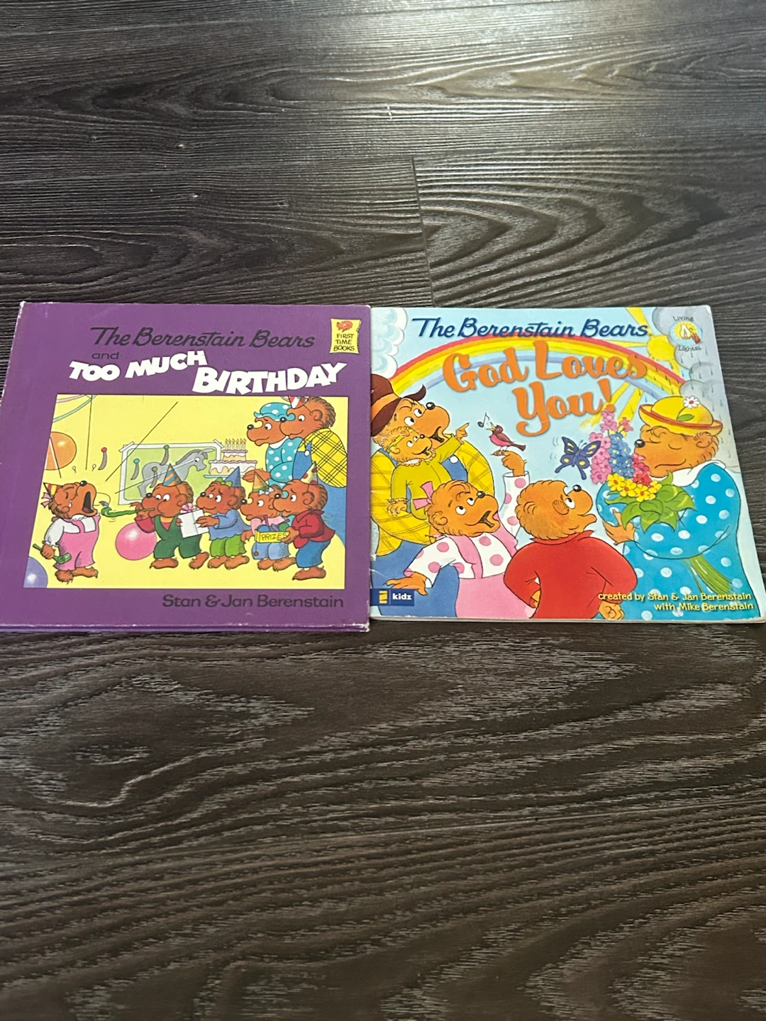 2 Berenstain Bears Children's Books