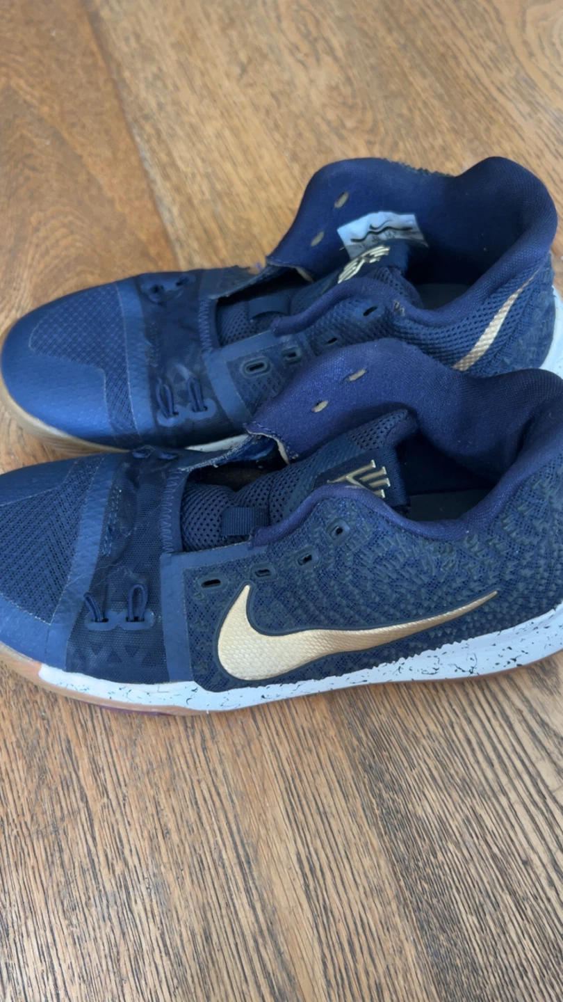 Nike Kyrie Basketball Shoes