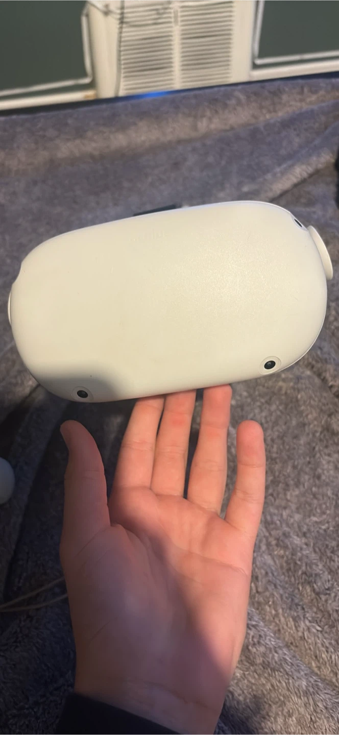 Oculus Quest 2 VR Headset with Controllers - photo 4