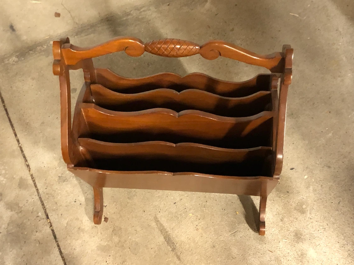 Vintage Wooden Knitting / Magazine Rack - photo 2