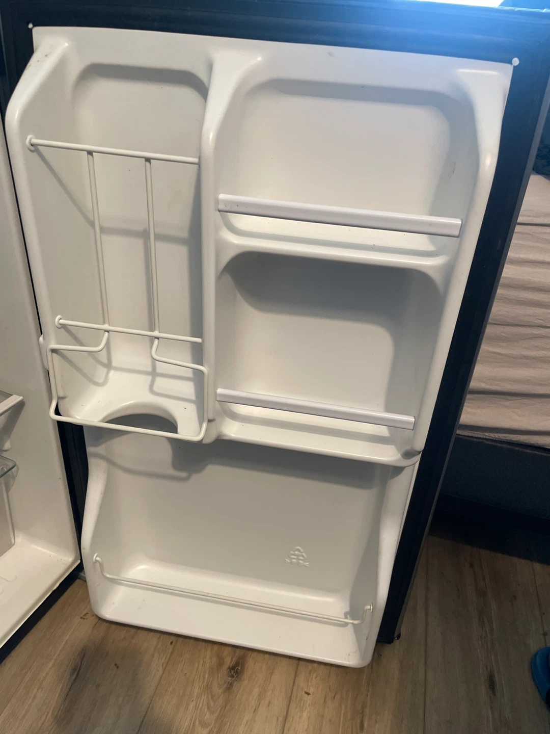 Magic Chef Mini Fridge - photo 3