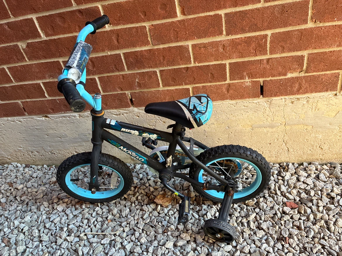 Movelo 12-inch Kids Bike with Training Wheels