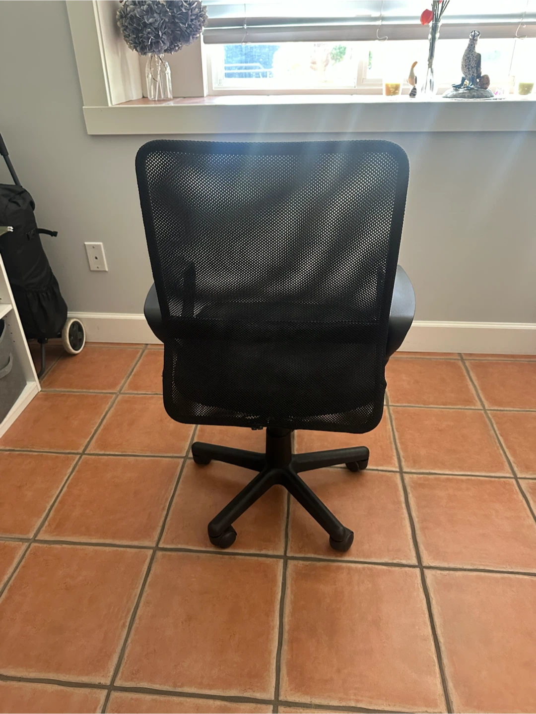 Black mesh office chair - photo 3