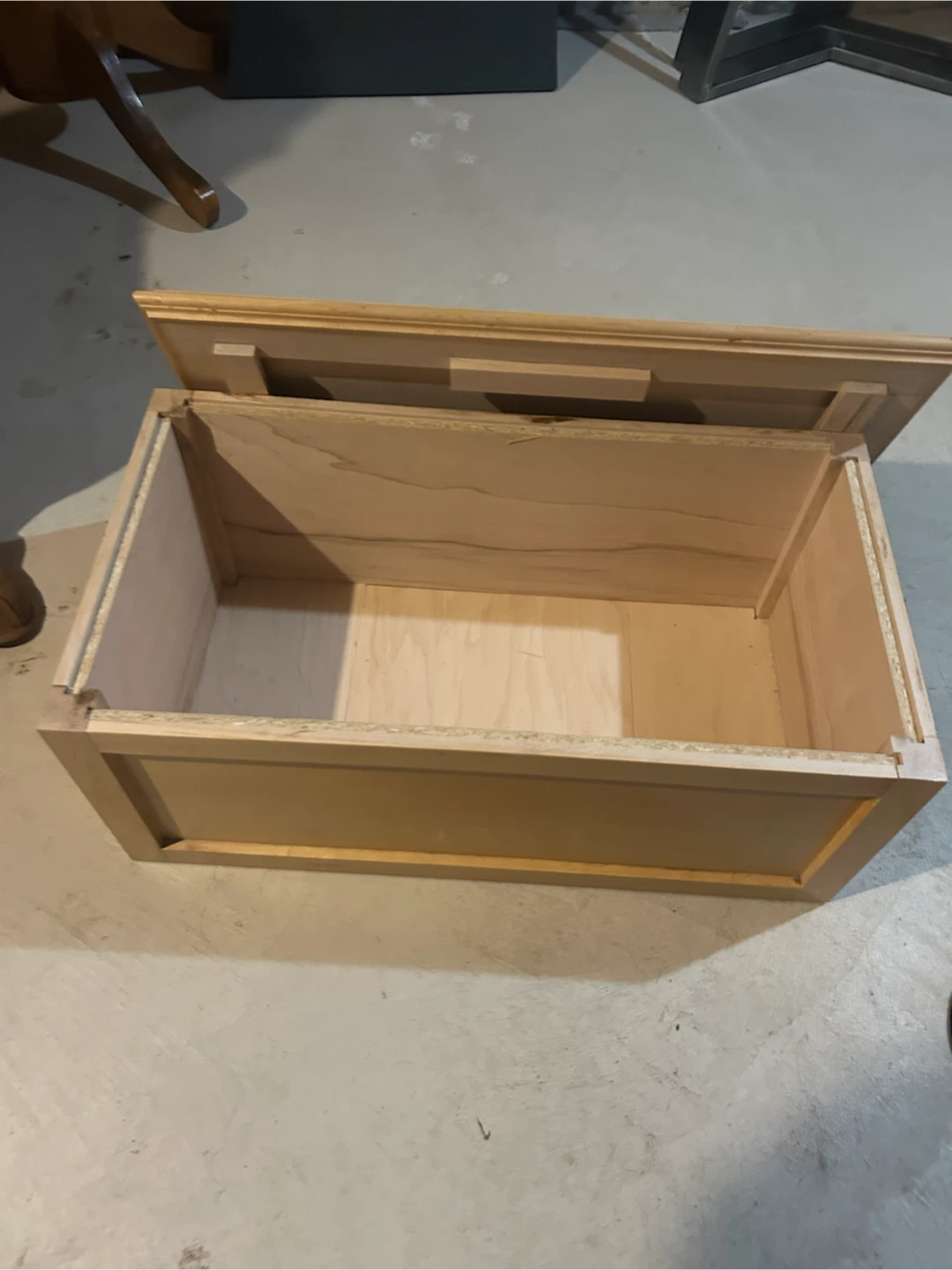 Small custom made sitting bench with storage - photo 5