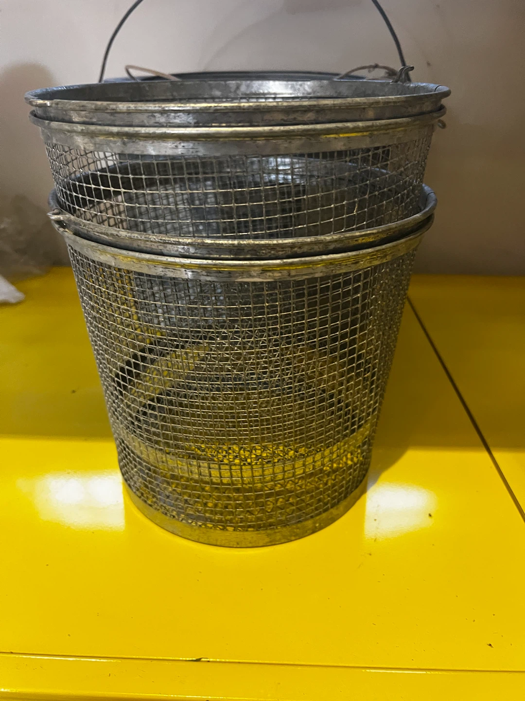 Falls City Vintage Galvanized Bait Bucket and minnow trap - photo 4