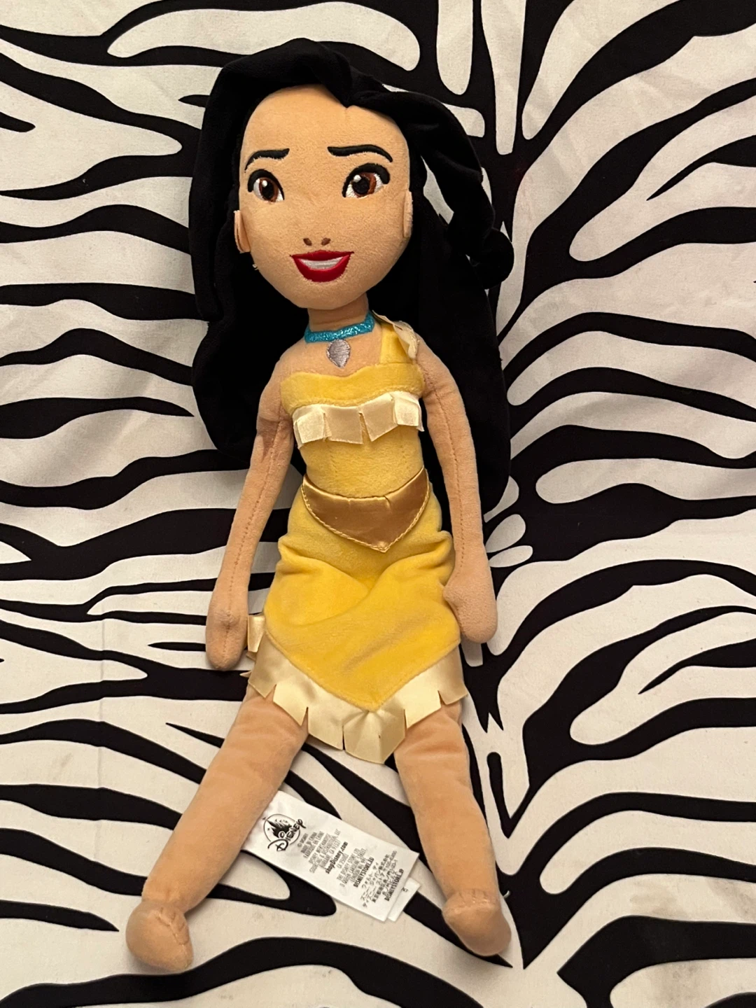 💛 Disney Store Pocahontas Plush Toy 💛