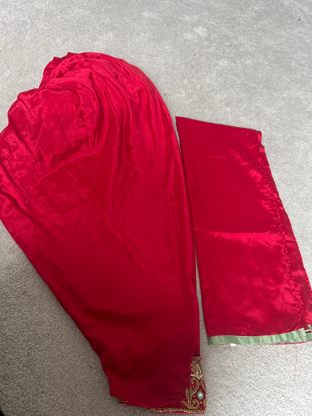 Girls Green & Red Traditional Ethnic Dress – Ages 9–12 - photo 2