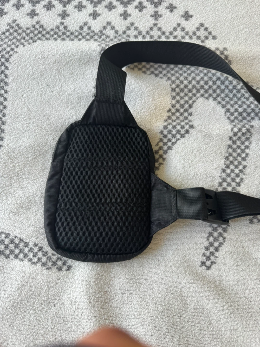 Black crossbody pouch bag - photo 5
