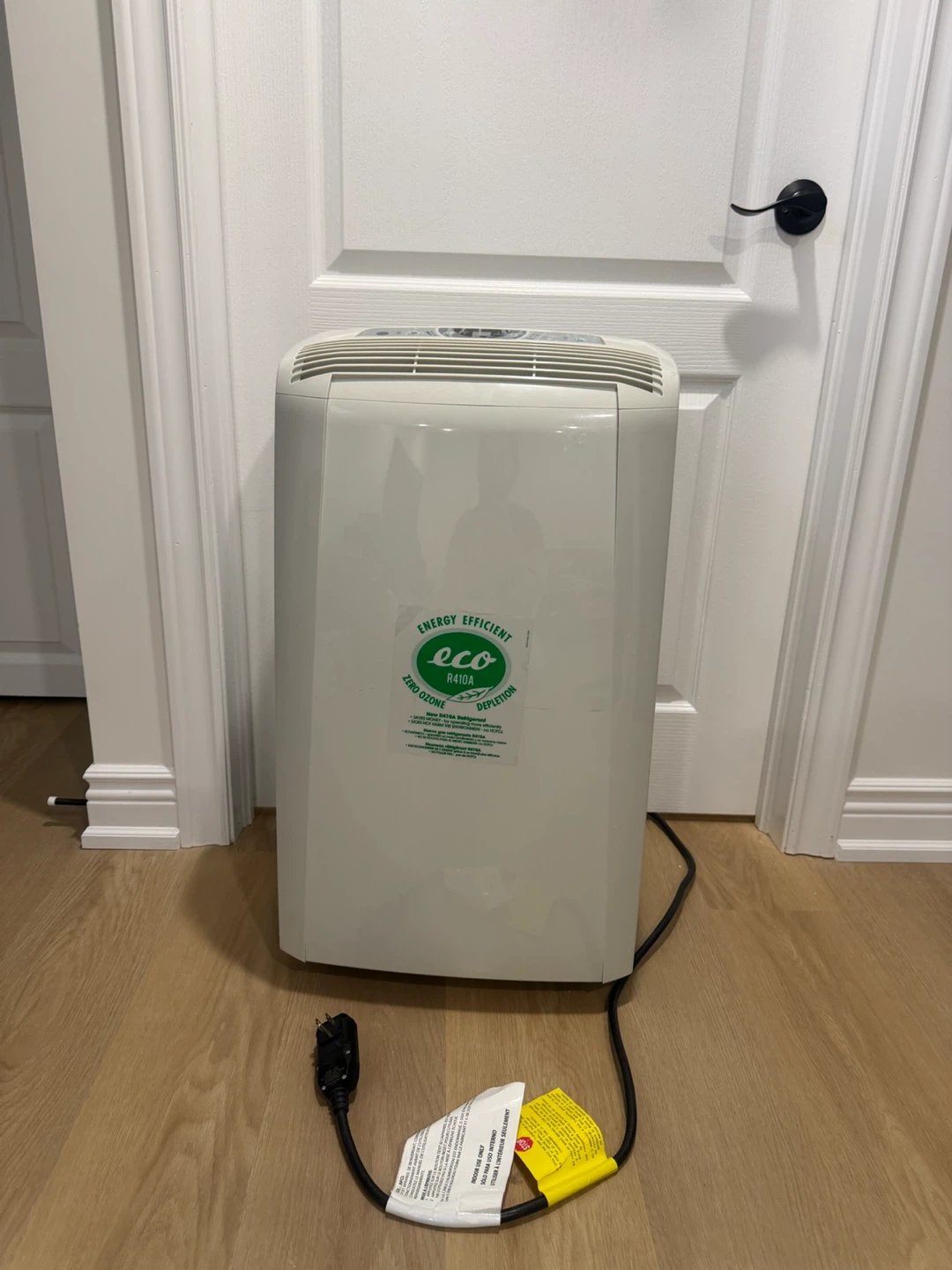 DeLonghi Pinguino PAC CN120E Portable Air Conditioner - photo 2