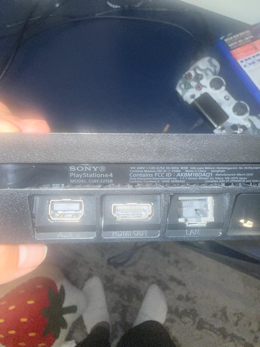 Sony PlayStation 4 Slim with 4 Controllers - photo 3