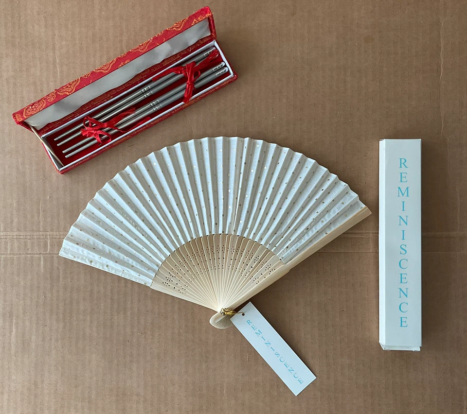 REMINISCENCE Paris Folding Hand Fan & Metal Chopsticks gift set