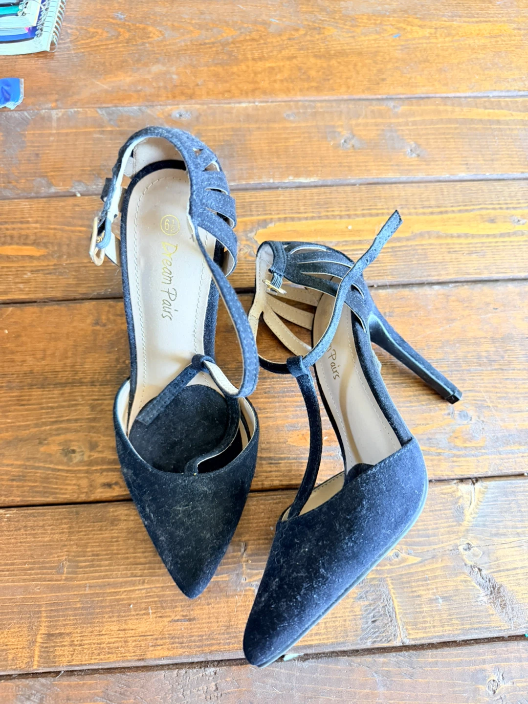 Dream Pairs black suede heels - photo 3