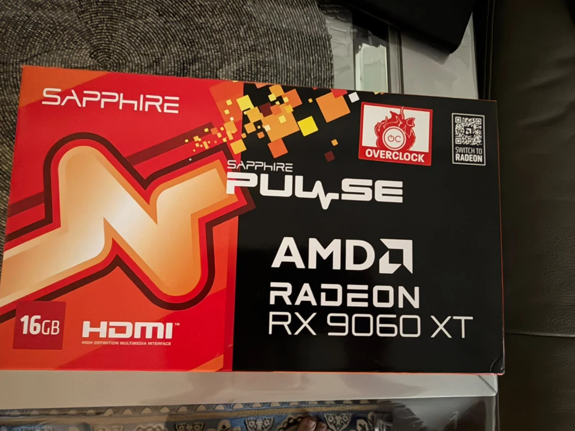 Sapphire Pulse AMD Radeon RX 9060 XT 16GB