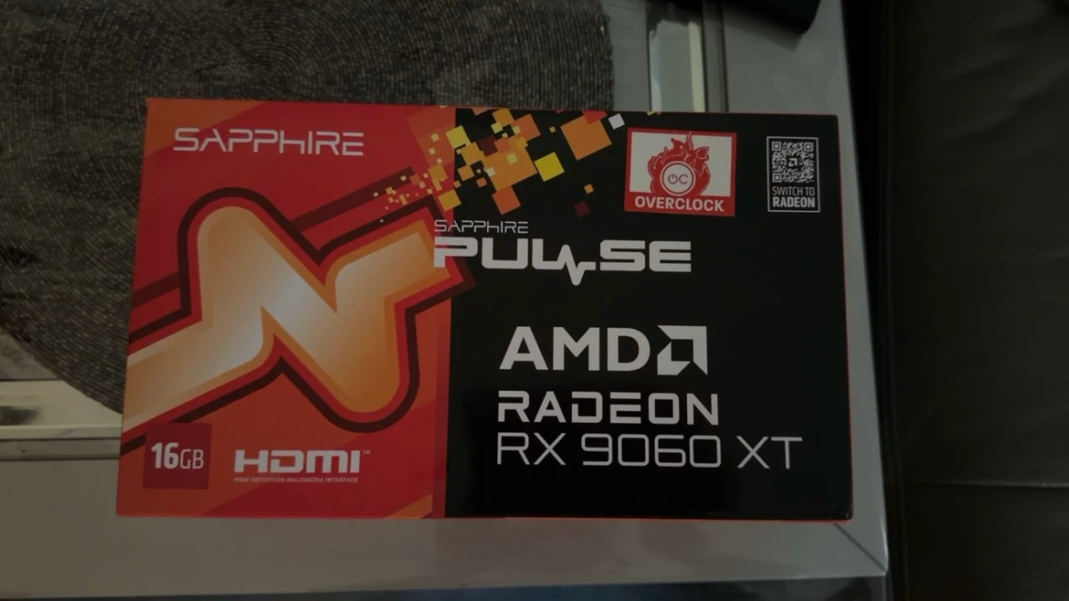 Sapphire Pulse AMD Radeon RX 9060 XT 16GB - photo 4