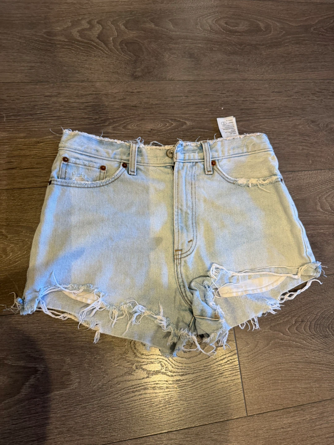 Womans Clothing (Skirts, Shirts, Shorts) - photo 2