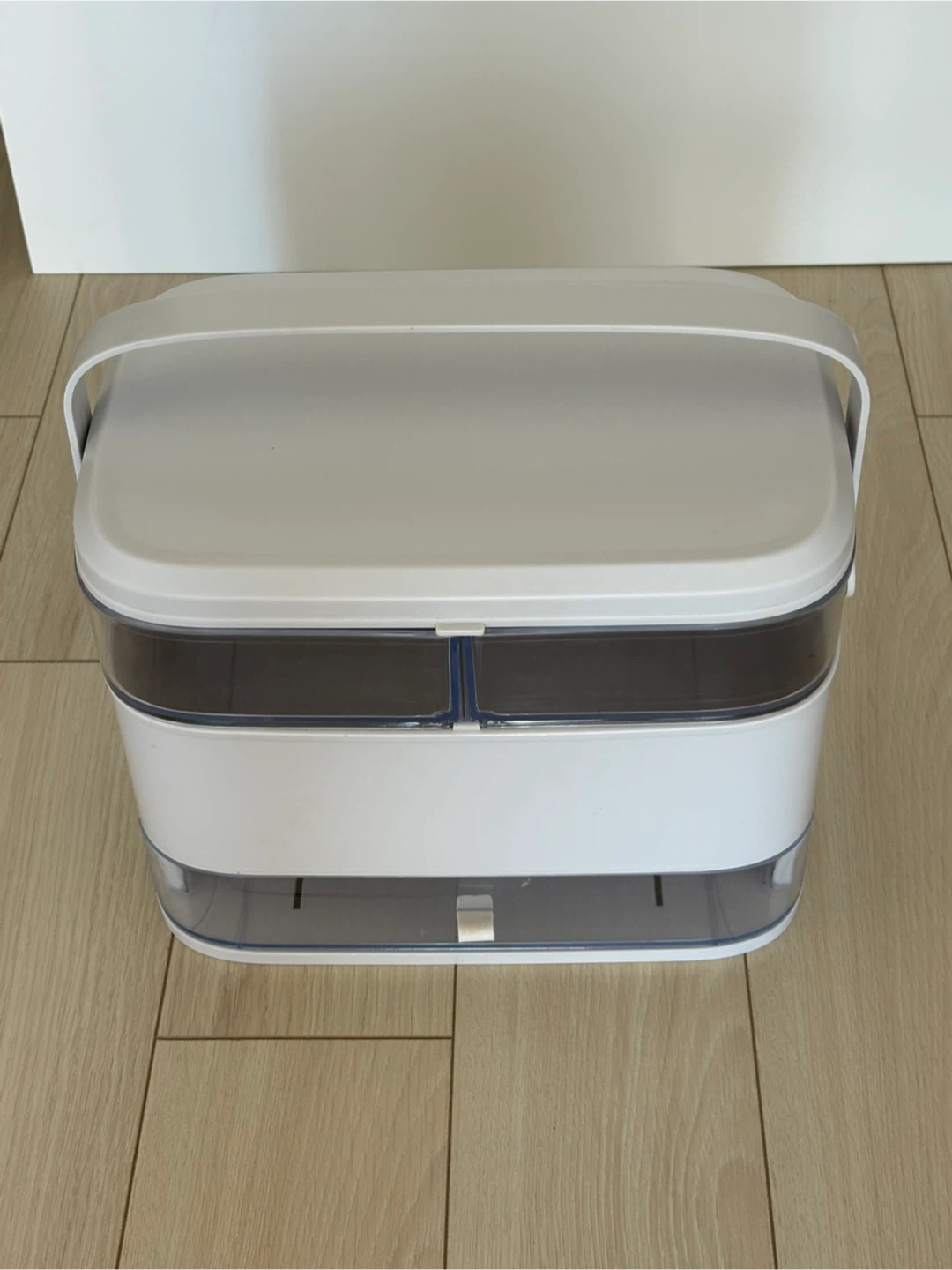 Portable Makeup Organizer with LED Lighted Mirror