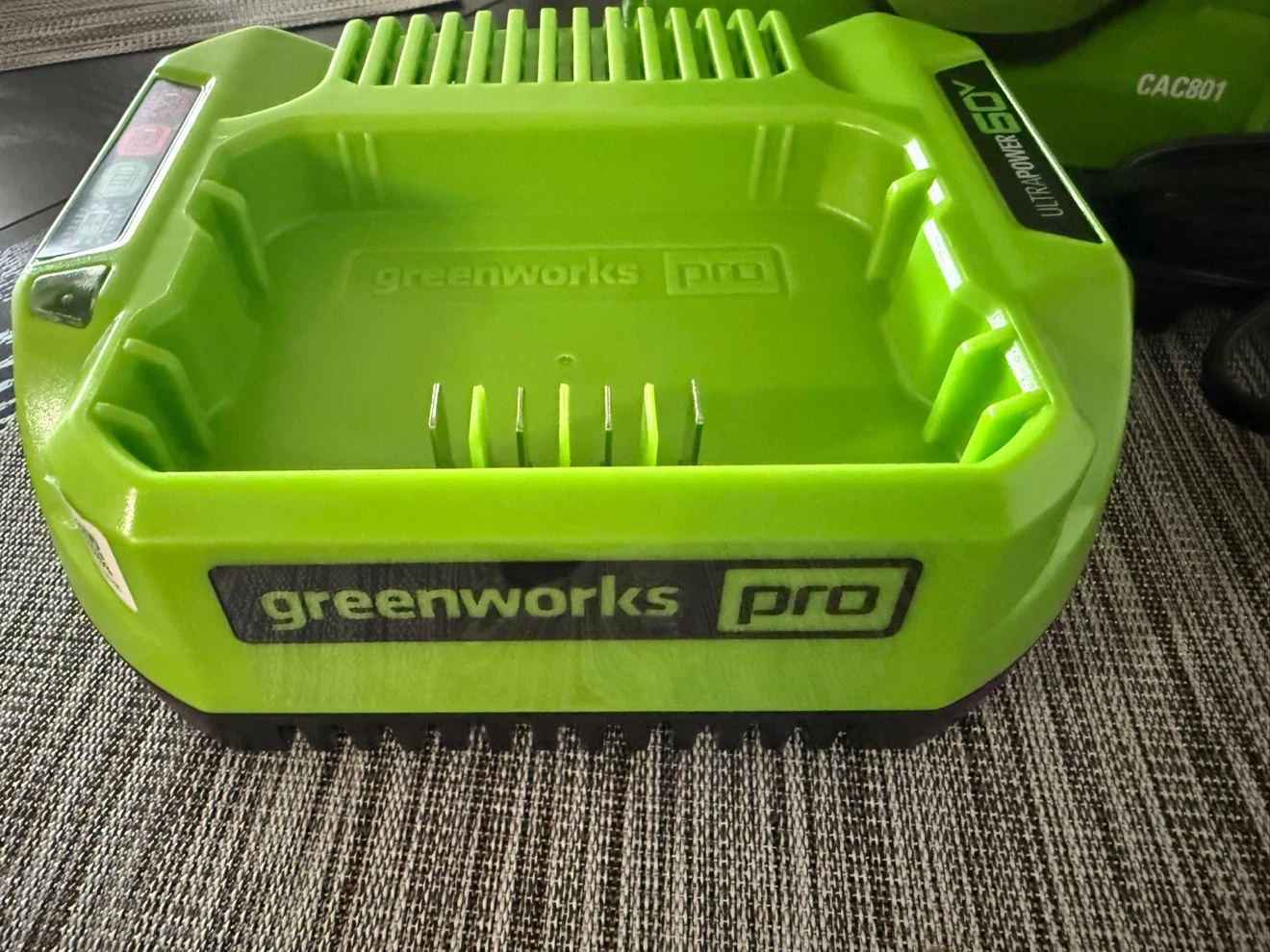 Greenworks Pro 60V Battery Charger - photo 4