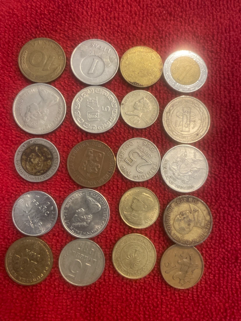Assorted International Collectible Coins - photo 2