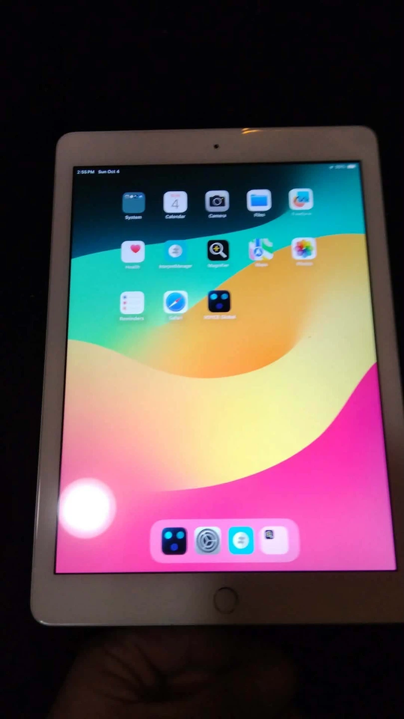 Apple iPad 6th Generation 32GB - photo 2
